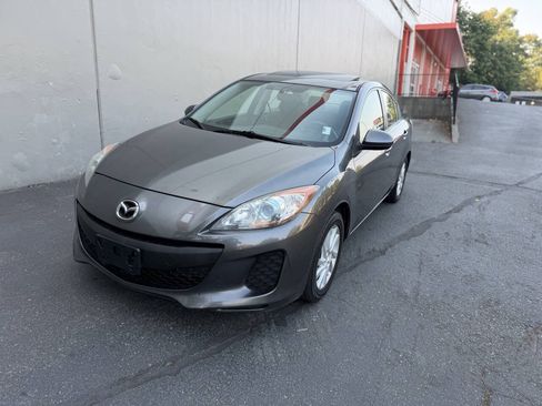 Used 2012 MAZDA MAZDA3 i Touring FWD image 2