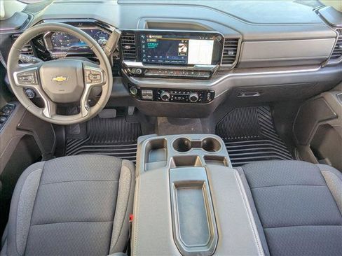 New 2025 Chevrolet Silverado 1500 LT image 15