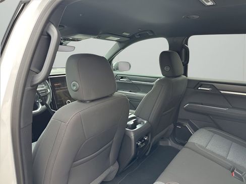 New 2026 GMC Acadia Elevation w/ Black Edition FWD image 20