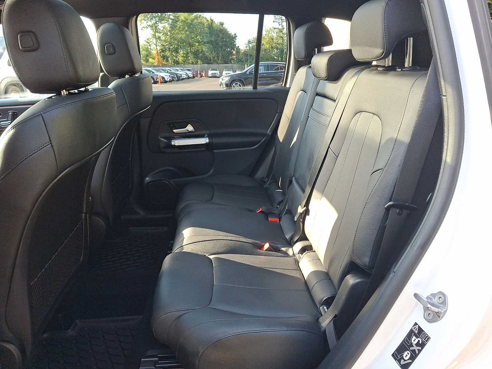 Certified 2022 Mercedes-Benz GLB 250 4MATIC image 8