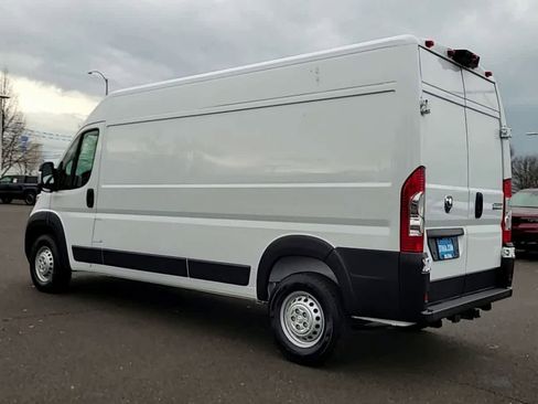 New 2026 RAM ProMaster 2500 w/ Premium Convenience Group image 6