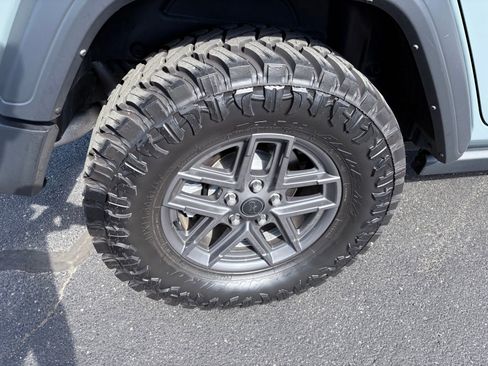 Used 2024 Jeep Wrangler Sport S image 26