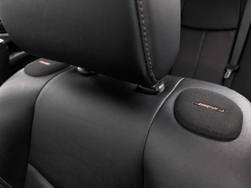 Used 2019 INFINITI Q70 Luxe w/ Sport Package image 7