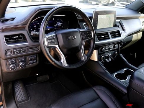 Used 2023 Chevrolet Tahoe Z71 w/ Luxury Package image 9