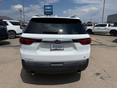 Certified 2023 Chevrolet Traverse LT FWD image 7