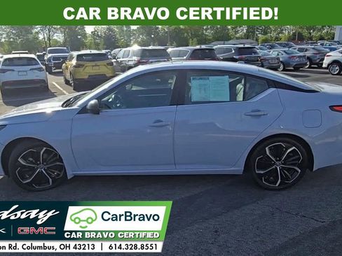 Used 2023 Nissan Altima 2.5 SR w/ SR Premium Package FWD image 6