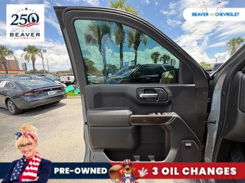 Used 2021 Chevrolet Silverado 1500 RST w/ Convenience Package II AWD/4WD image 29