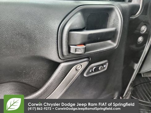 Used 2018 Jeep Wrangler Unlimited Sport S AWD/4WD image 20