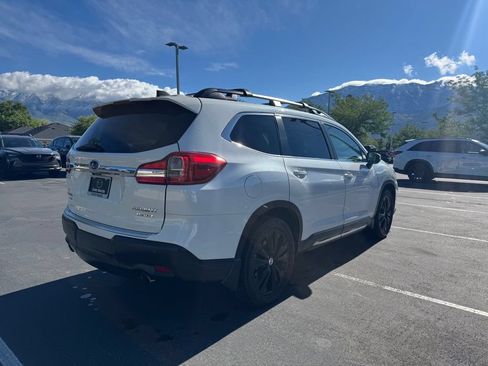 Used 2021 Subaru Ascent Limited w/ Technology Package AWD/4WD image 4