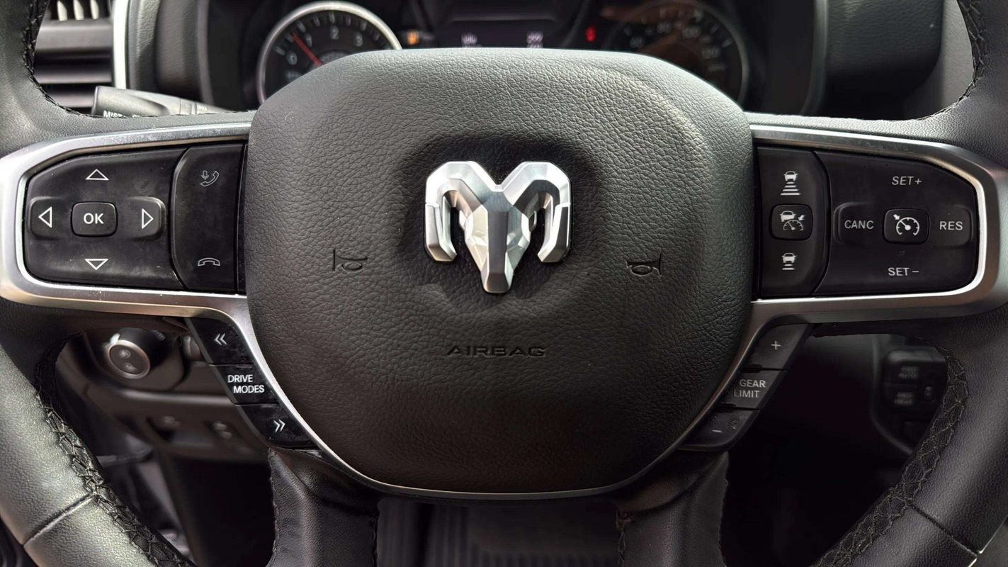 Used 2025 RAM 1500 Big Horn AWD/4WD image 13