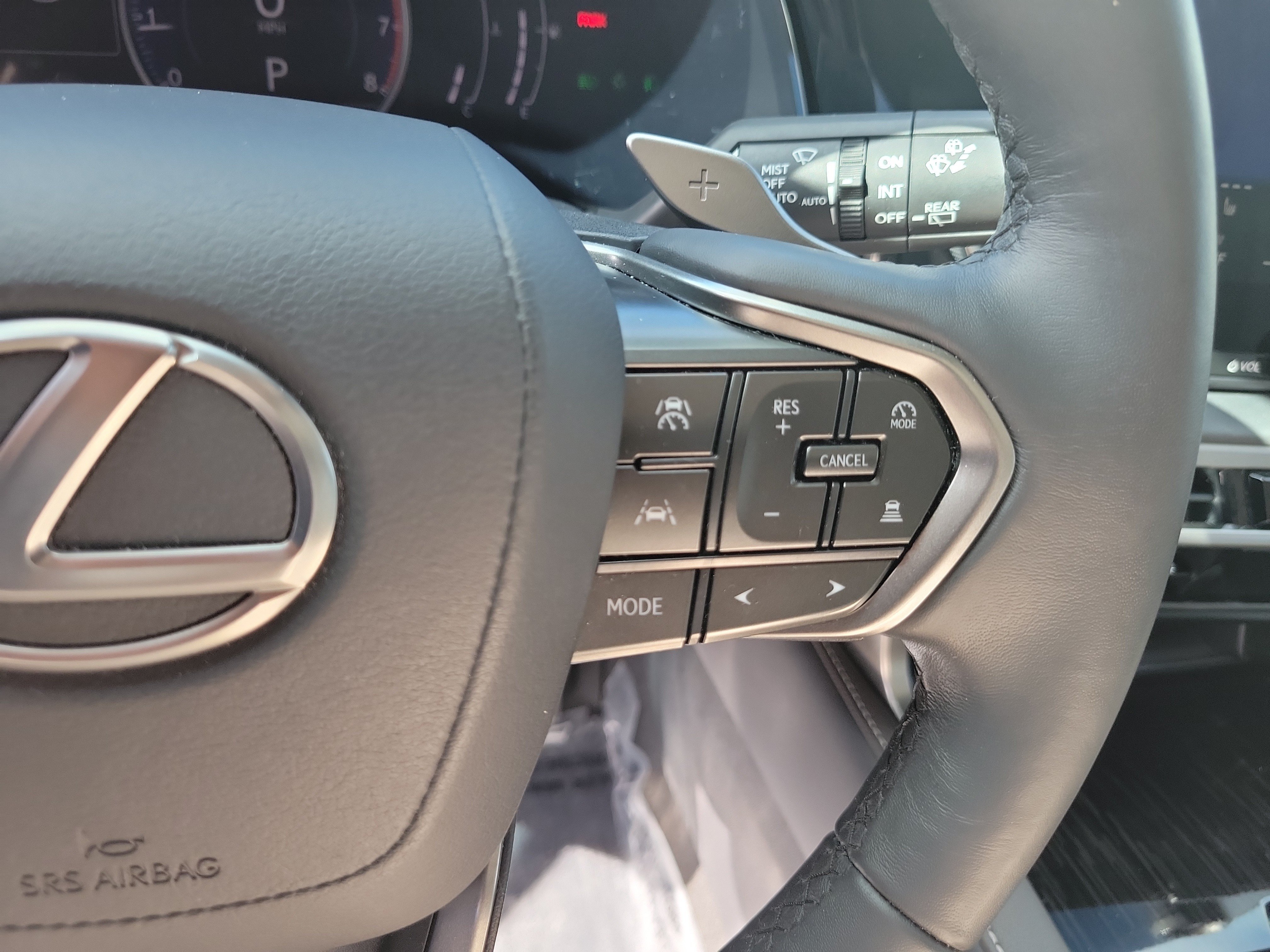 Certified 2024 Lexus RX 350 FWD w/ Technology Package image 26