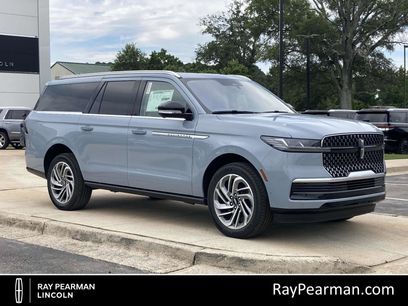 New 2025 Lincoln Navigator L Reserve