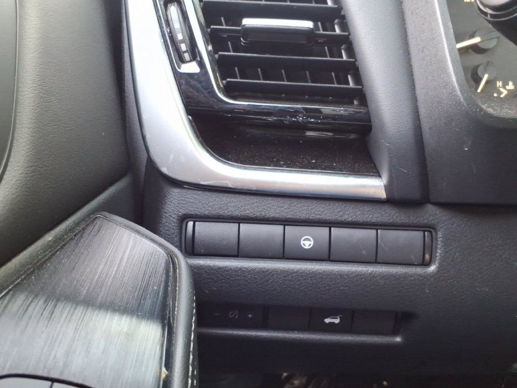 Certified 2023 Nissan Rogue SL w/ SL Premium Package FWD image 20