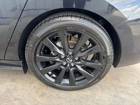 Used 2021 MAZDA MAZDA3 2.5 Turbo Sedan w/Premium Plus image 10