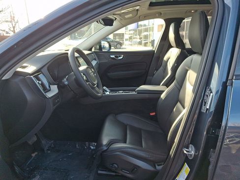 Certified 2025 Volvo XC60 T8 Ultra w/ Protection Package Premier image 13