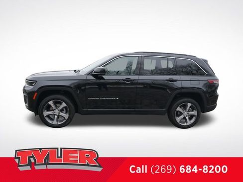 New 2026 Jeep Grand Cherokee Limited AWD/4WD image 4