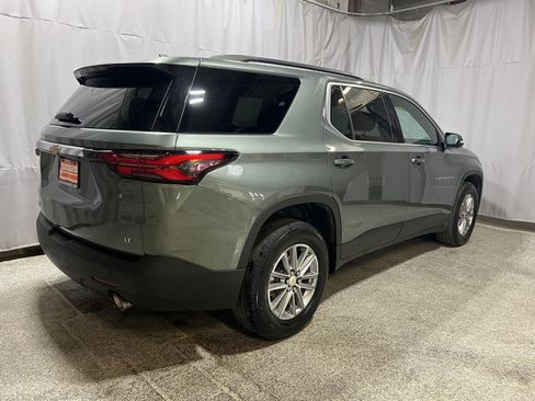 Used 2023 Chevrolet Traverse LT FWD image 6
