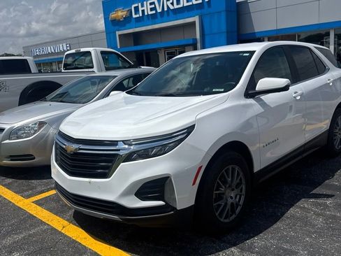 Used 2024 Chevrolet Equinox LT FWD image 1
