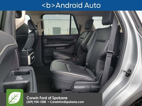 Used 2024 Ford Expedition XLT image 12