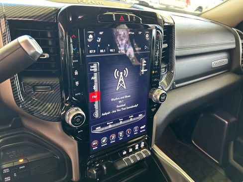 Used 2019 RAM 2500 Laramie image 7