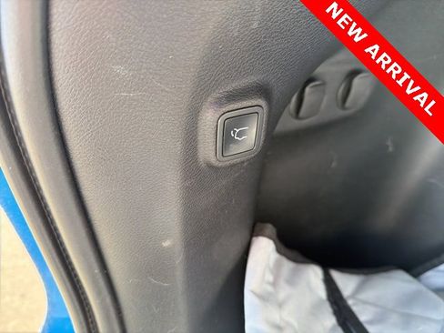 Used 2020 Jeep Cherokee Trailhawk w/ Comfort/Convenience Group image 23