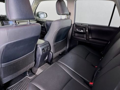 Used 2021 Toyota 4Runner Venture AWD/4WD image 31