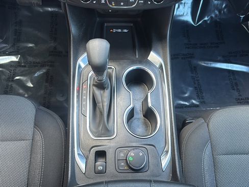 Used 2023 Chevrolet Traverse LT AWD/4WD image 41