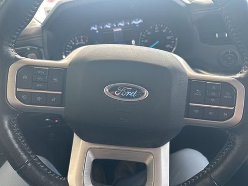 Used 2022 Ford Expedition Max XLT AWD/4WD image 18