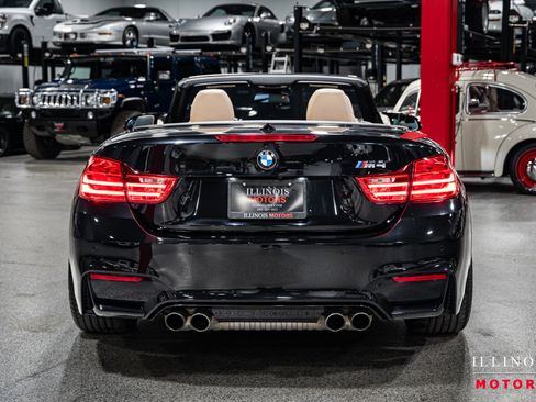 Used 2016 BMW M4 Convertible image 4