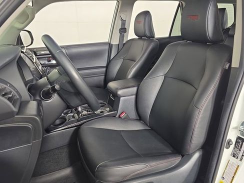 Used 2023 Toyota 4Runner TRD Off-Road Premium w/ Moonroof Package AWD/4WD image 18