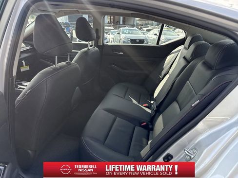 New 2025 Nissan Altima 2.5 SR w/ SR Premium Package image 16