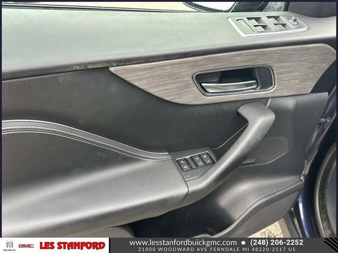 Used 2017 Jaguar F-PACE S image 17