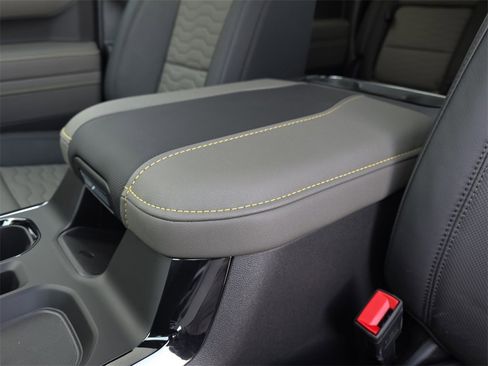 New 2026 Chevrolet Silverado 1500 ZR2 image 11