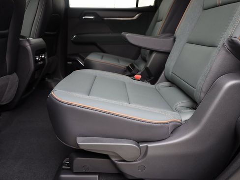 New 2025 GMC Acadia AT4 w/ Super Cruise Package image 19