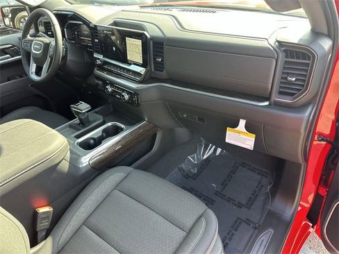 New 2026 GMC Sierra 1500 Elevation w/ LPO, Elevation Black Package image 28