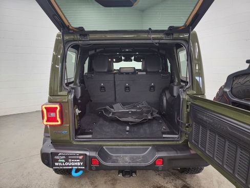 Used 2024 Jeep Wrangler Unlimited Rubicon 4xe image 28