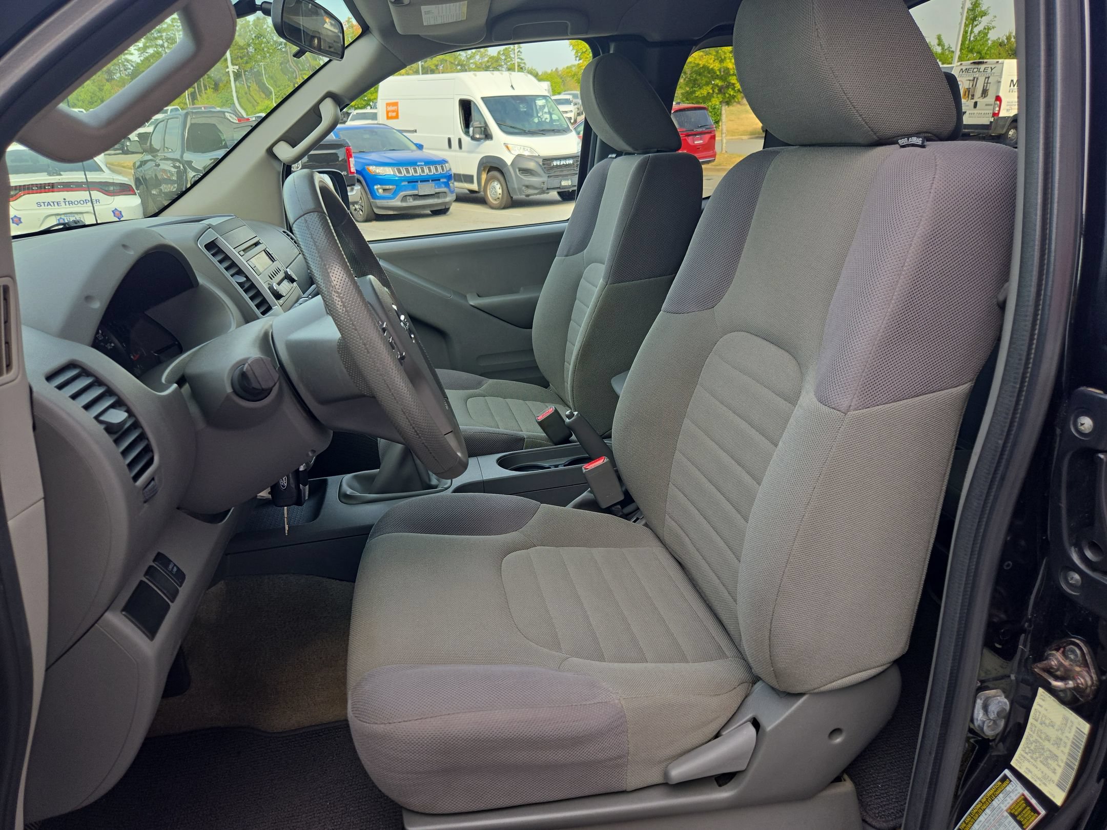 Used 2015 Nissan Frontier S w/ S Preferred Package RWD image 24