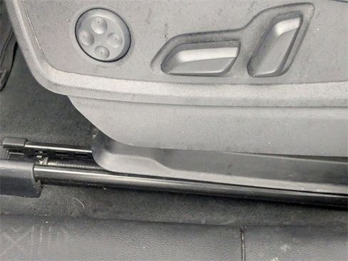 Used 2018 Audi Q5 2.0T Premium Plus w/ Premium Plus Package image 15