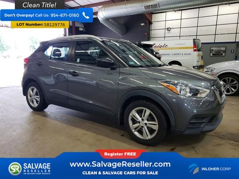 Used 2019 Nissan Kicks S FWD image 5
