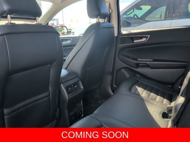 Used 2024 Ford Edge SEL w/ Convenience Package AWD/4WD image 5