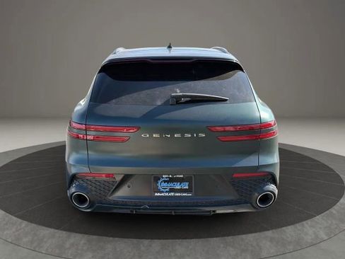 Used 2023 Genesis GV70 2.5T w/ Sport Prestige Package image 4