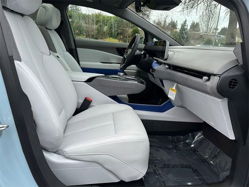 New 2026 Cadillac Optiq Sport 1 image 10