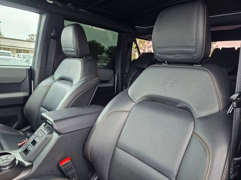 Used 2023 Ford Bronco Badlands AWD/4WD image 17