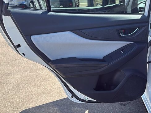Used 2022 Subaru Crosstrek 2.5i Limited w/ Moonroof Package 2 AWD/4WD image 12