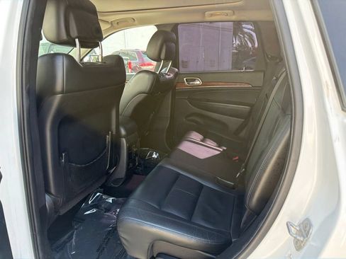 Used 2013 Jeep Grand Cherokee Limited RWD image 23