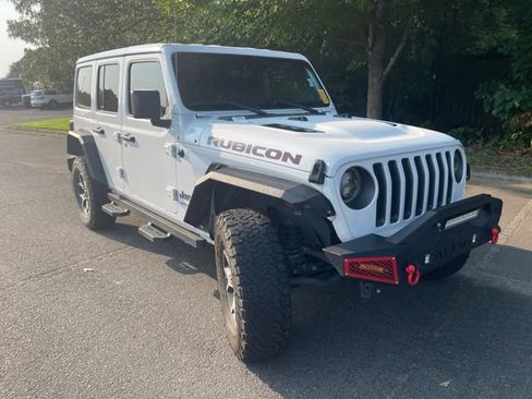 Used 2022 Jeep Wrangler Unlimited Rubicon w/ Cold Weather Group AWD/4WD image 7