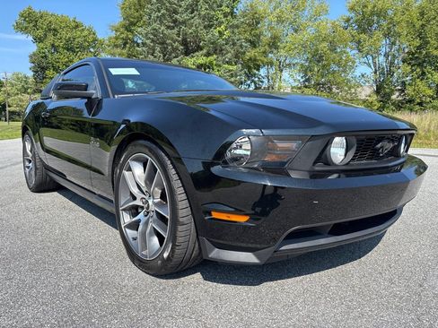 Used 2012 Ford Mustang GT RWD image 7