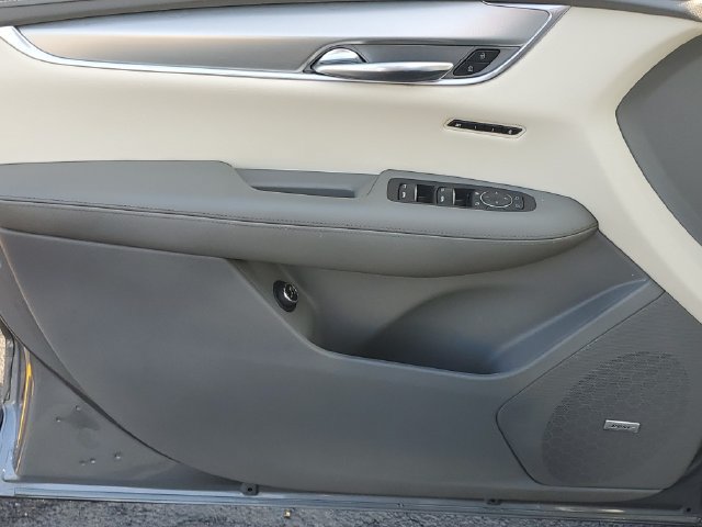 Certified 2020 Cadillac XT5 Premium Luxury w/ LPO, Floor Liner Package AWD/4WD image 14