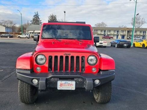 Used 2017 Jeep Wrangler Sahara AWD/4WD image 2
