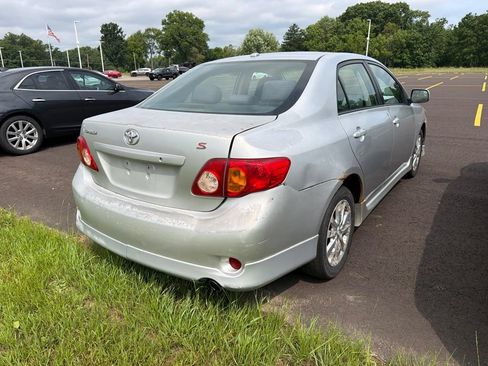 Used 2009 Toyota Corolla S FWD image 7